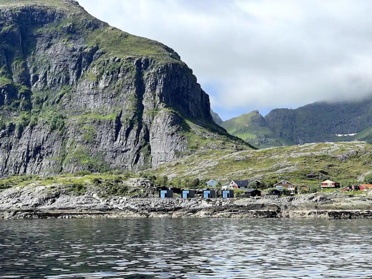 High End Sea Cabins At A In Lofoten Moskenes Exterior foto