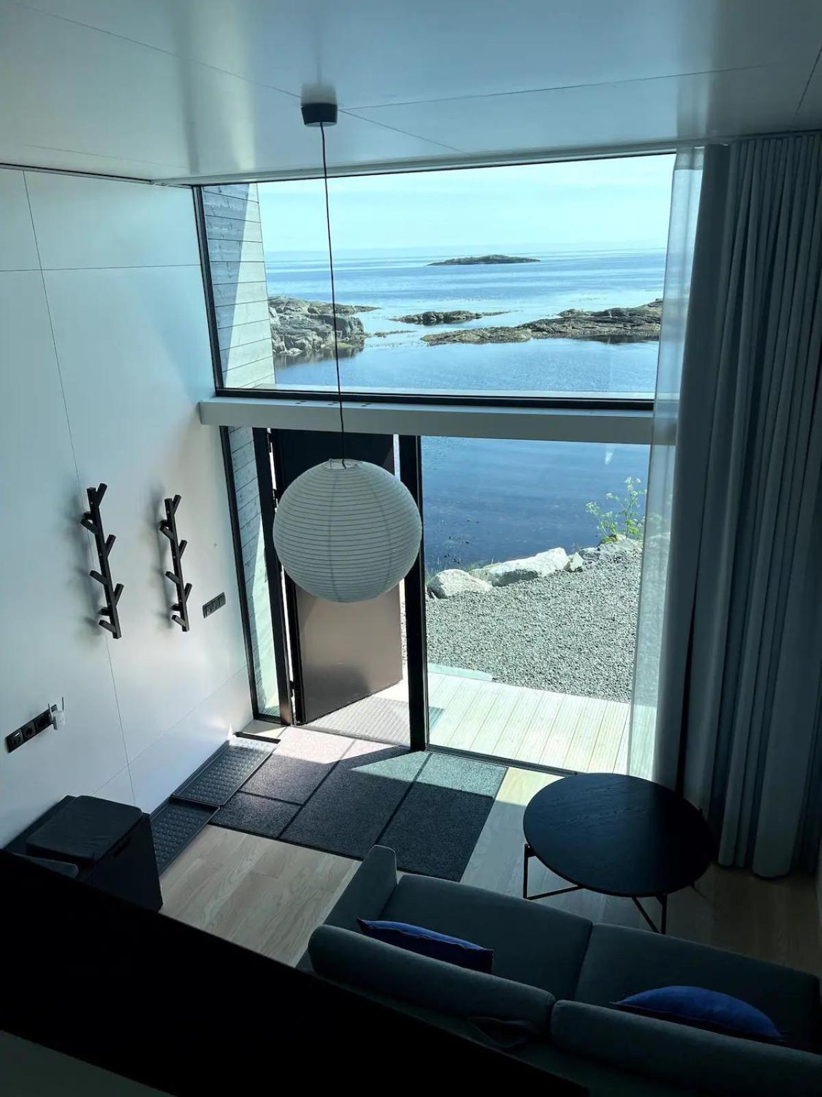 High End Sea Cabins At A In Lofoten Moskenes Exterior foto